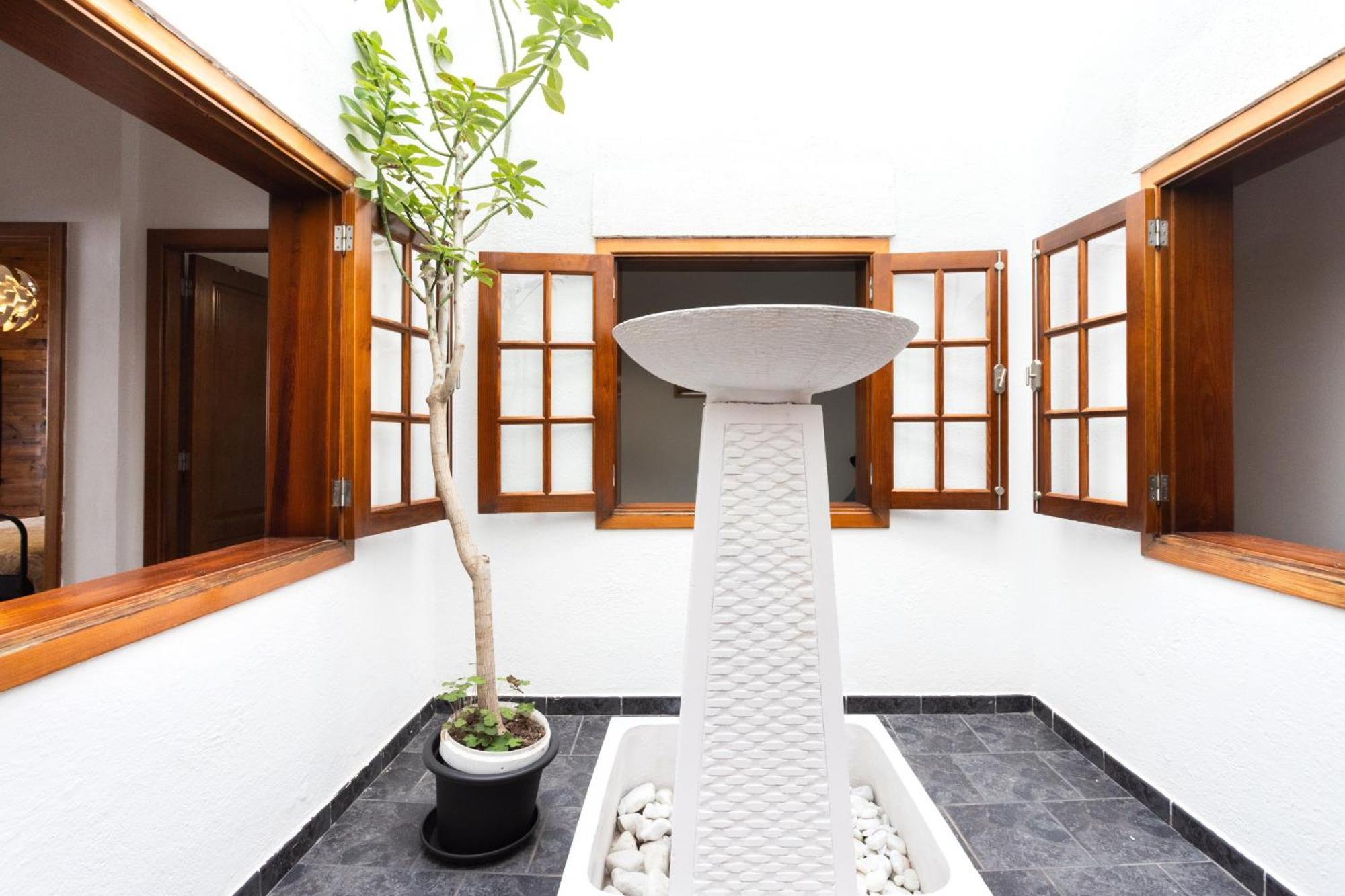 Вилла Garachico Center Secret Garden Экстерьер фото
